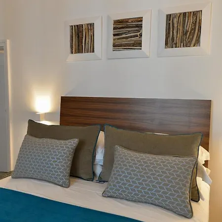 B-welcome Of Charme E Relax 4* 滨海波利尼亚诺